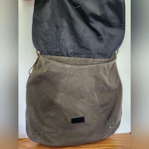 Bomber Babe Brown Canvas Messenger Bag - Picture 3 of 9